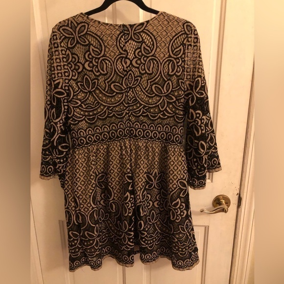 A. Calvin by Flying Tomato Black Lace with Bell Sleeve - Picture 9 of 10